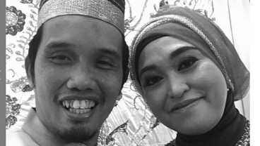 Istri Ustaz Maulana Meninggal, Begini Ungkapan Kesedihan Oki Setiana Dewi
