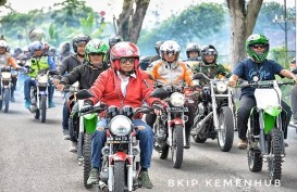 Kampanye Keselamatan Berkendara, Menhub Budi Karya Jajal Yamaha RX-King