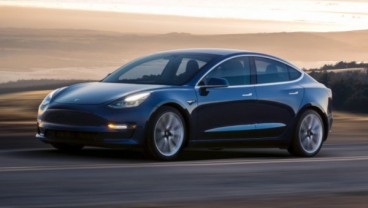 Tesla Dapat Lampu Hijau Kirimkan Model 3 ke Eropa