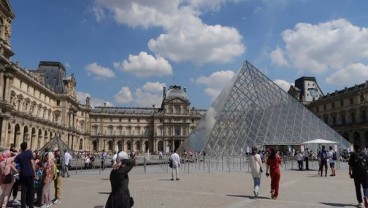 7 Tips Menikmati Museum Louvre Paris