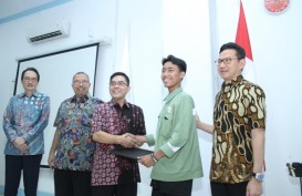 Vokasi Cirebon Power Luluskan 19 Siswa Bersertifikat