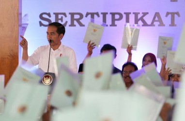 Presiden Jokowi: Lapor Polisi Kalau Ada Pungli Sertifikat Tanah