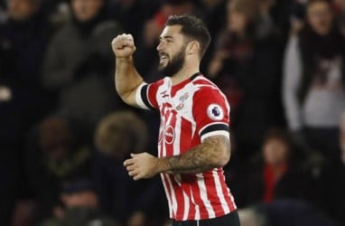 Southampton Buka Pintu Keluar untuk Charlie Austin