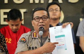 Polda Metro Jaya Meminta Rocky Gerung Agar Kooperatif Penuhi Panggilan Pemeriksaan