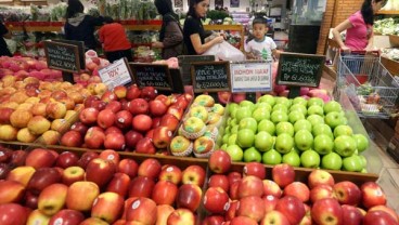 Jelang Imlek, Harga Buah Impor Mulai Naik