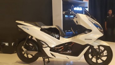 Resmi Mengaspal, Sepeda Motor Honda PCX Electric Dilengkapi 2 Baterai