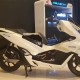 Resmi Mengaspal, Sepeda Motor Honda PCX Electric Dilengkapi 2 Baterai