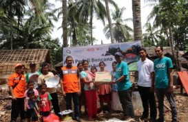 Gandeng Rumah Zakat, Indosat M2 Salurkan Bantuan Korban Tsunami Selat Sunda