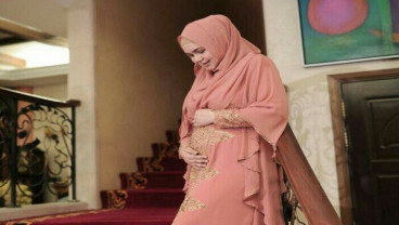 Siti Nurhaliza Bersyukur Didukung Suami Bisa Tetap Berkarier Usai Melahirkan
