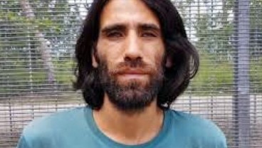 Karya Sastra Terbaik Lahir dari Balik Jeruji Besi Seorang Pengungsi Behrouz Boochani