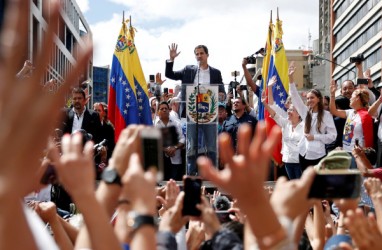Luluhkan Hati China, Guaido Janji Perkuat Hubungan Venezuela-China