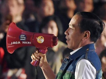 Fadli Zon Anggap Elektabilitas Jokowi Stagnan karena Tidak Ada Capaian