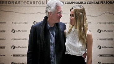 Aktor Richard Gere dan Alejandra Silva Sambut Kelahiran Anak Pertama