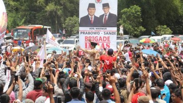 Prabowo Berpanas-panasan Bersama Ribuan Warga Purbalingga