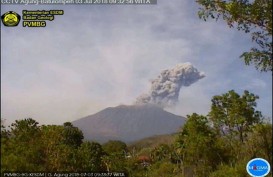 Gunung Agung Erupsi, 3 Daerah di Karangasem Terpapar Hujan Abu