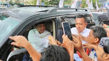 Prabowo di Masjid Kauman: Awalnya di Baris Tengah, Takmir Persilakan ke Baris Pertama