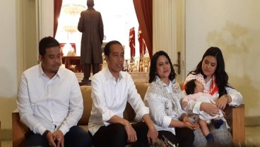 Busana Monokrom Ala Iriana Jokowi di Debat Capres