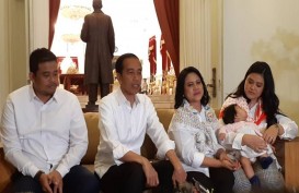 Busana Monokrom Ala Iriana Jokowi di Debat Capres