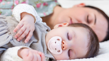 5 Berita Populer Lifestyle, Cara Mudah Menidurkan Bayi dengan Cepat dan Tips Ampuh Atasi Sembelit