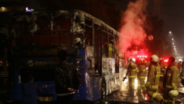 Begini Kronologi Bus TransJakarta Terbakar di Pasar Baru 