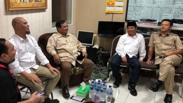 Kunjungi Ahmad Dhani di Lapas Surabaya, Prabowo Cium Aroma Politik