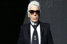 Mengenang Karl Lagerfeld, Desainer Jenius yang Tak Suka Merokok