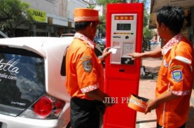 DKI Jakarta Uji Coba Aplikasi Parkir di Lima Wilayah