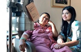 Kanker Darah, Putri Ma’ruf Amin Jenguk Ani Yudhoyono di Singapura