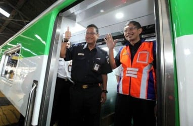 Malam Munajat 212, Ada 14 Kereta Berhenti Luar Biasa di Stasiun Jatinegara