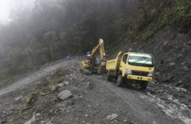 Sempat Terhenti, Pembangunan Jalan Trans Papua Dilanjutkan