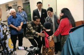 Jokowi Jenguk Anak Denada di Singapura Sambil Bawa…