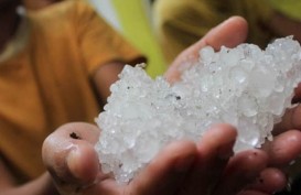 Hujan Es di Lombok Tengah