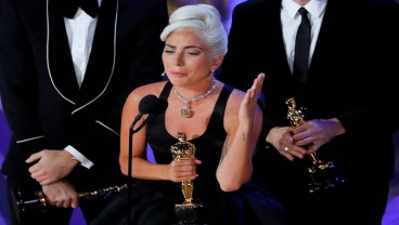 Penampakan Kalung Lady Gaga Rp420,5 Miliar di Academy Awards 2019