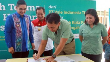 Vale Indonesia Serahkan Huntara Kepada Korban Bencana Palu