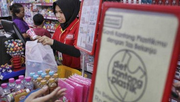 Konsumen Tak Bawa Kantong Belanja Sendiri, Berapa Harga Kantong Plastik Berbayar?