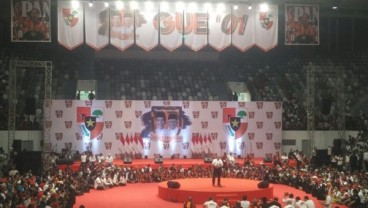 Hadiri Deklarasi Dukungan Pemuda Pancasila DKI, Jokowi Disambut Lagu Metalica
