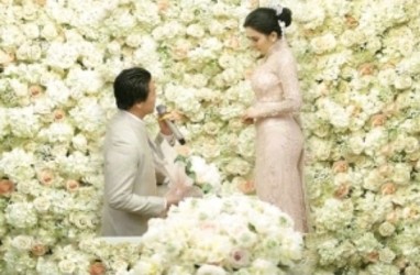 Akhirnya, Syahrini Posting Foto Berdua Reino Barack Setelah Menikah. Begini Romantisnya