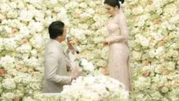 Ini Foto-foto Pertunangan Syahrini dan Reino Barack