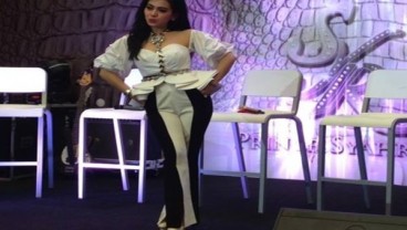 5 Terpopuler Lifestyle, Tangis Syahrini saat Langsungkan Tunangan dan Kenali Penyakit Autoimun yang Buat Ibu Mikha Tambayong Meninggal