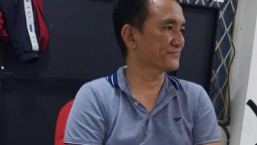 Mabes Polri Tegaskan Tidak Ada Wanita Bersama Andi Arief