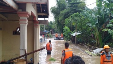 Banjir Landa Madiun, Rumah Terendam Hingga 5 Meter