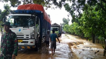 Banjir Landa Madiun, Jalur Ngawi-Caruban Ditutup untuk Truk Besar