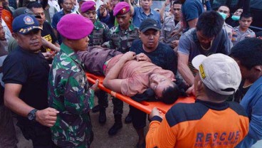 Evakuasi Korban Longsor Terus Dilakukan, 34 Korban Telah Dievakuasi