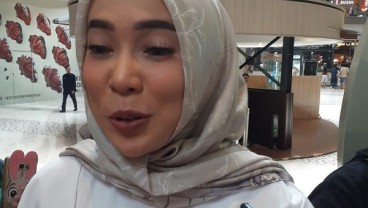 Begini Cara Fitri Tropika Atasi Rambut Rontok