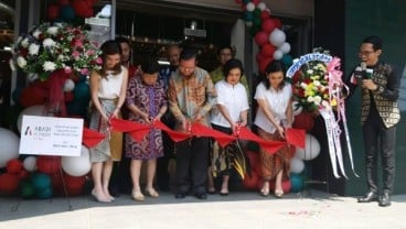 Abadi Klender Center Buka Gedung Baru Berkonsep One Stop Shop