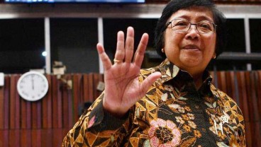 Siti Nurbaya Tinjau Hutan Pendidikan Universitas Mulawarman Samarinda