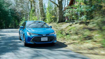 Toyota Siap Produksi Mobil Hibrida di Indonesia