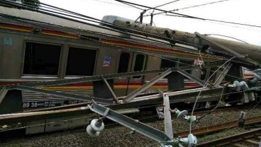 Kereta Anjlok Gara-gara Tertimpa Tiang Listrik, PLN Langsung Memberikan Penjelasan