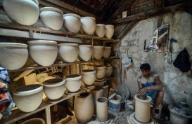 Industri Keramik : Kapasitas Nomor 4, Utilitas Peringkat 9