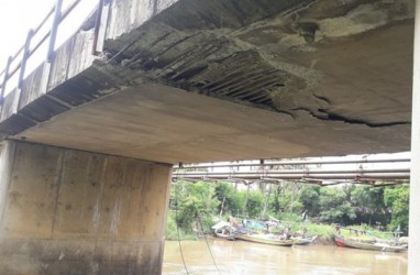 Awas, Kendaraan Besar Hindari Lewat Jembatan Lontar Tangerang